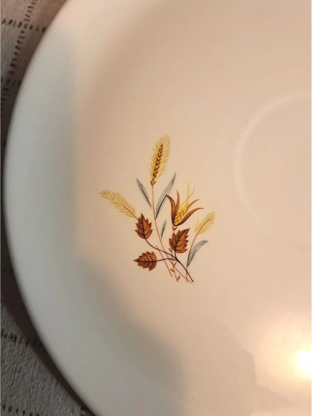 Vintage 1950's MCM Taylor, Smith, & Taylor Autumn Harvest Cake Plate 11.5